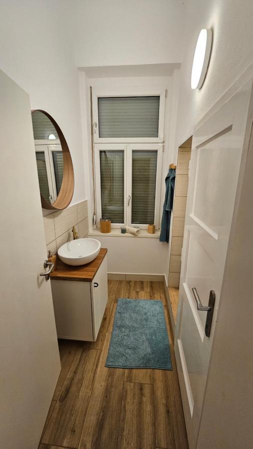 Surf.Lend Apartment Graz Luaran gambar